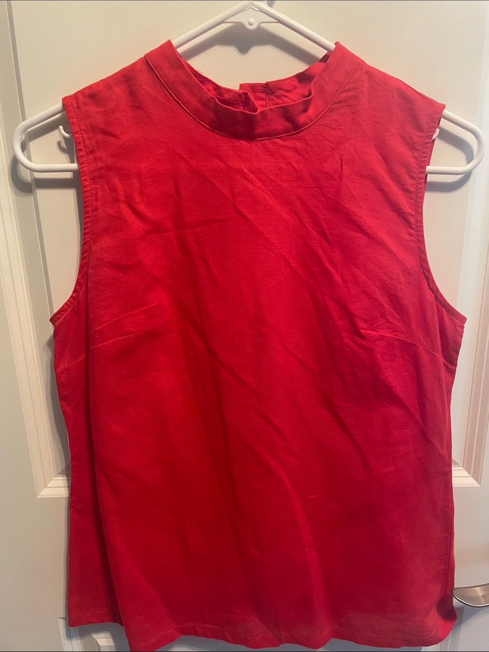 Banana Republic Sleeveless Mock Neck Tank Top - Red